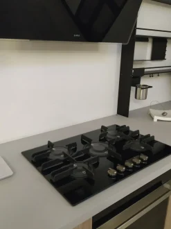 Cucine Gm in laminato materico a -60% in outlet. Prezzi imbattibili!