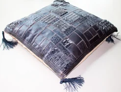 Cuscini divano Cuscino pelle quadrato con frappe e patchwork in Cotone di Pacha mama a prezzi davvero convenienti