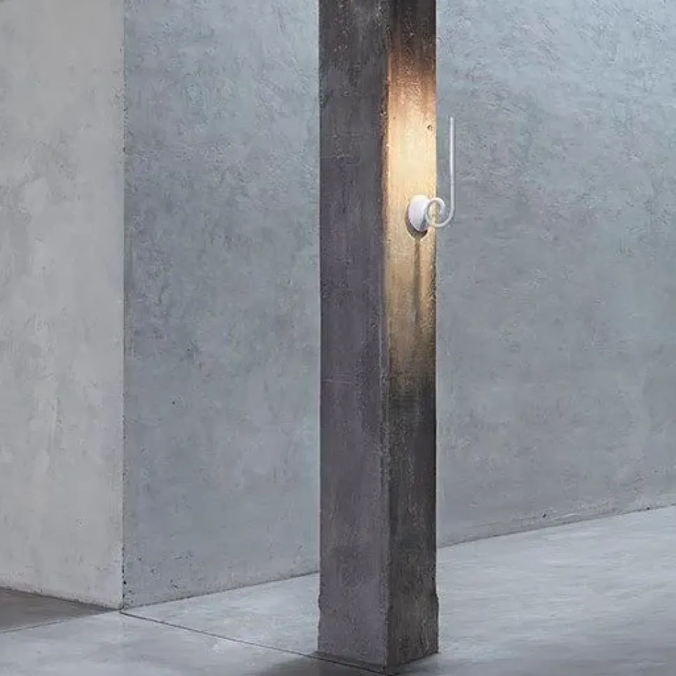 Da parete applique Flos Linea alpha led Bianco con forte sconto