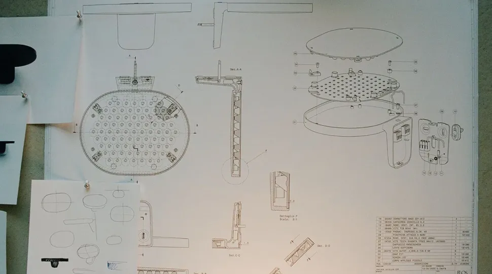 Da parete applique Oplight Flos a prezzo Outlet