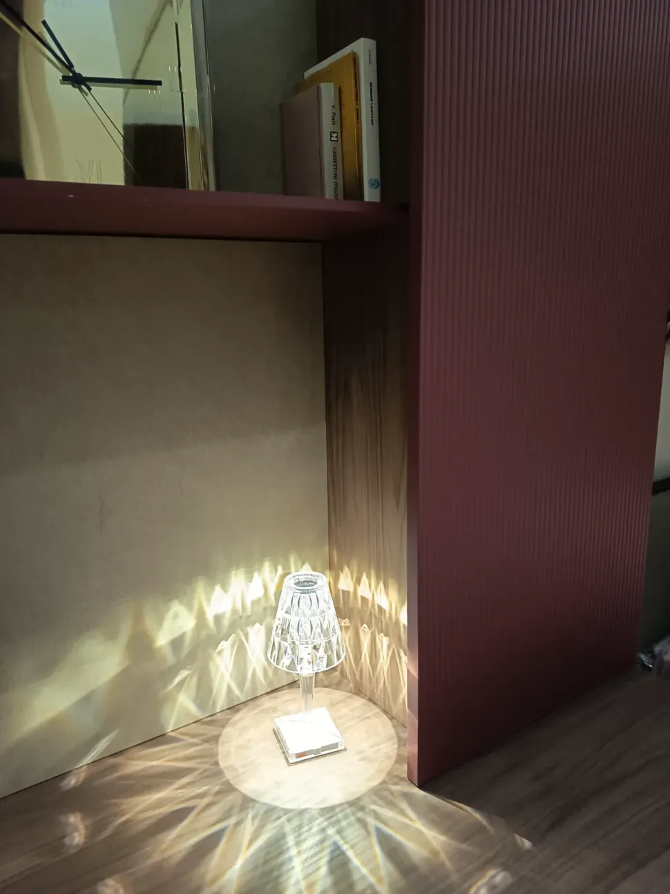 Da tavolo Battery Kartell a prezzo Outlet approfittane ora!