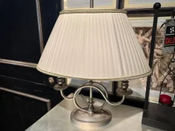 Da tavolo Collezione esclusiva Lampada classica  stile Classica a prezzi convenienti