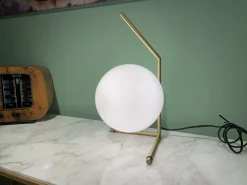 Da tavolo Ic lights table 1 low Flos in Offerta Outlet