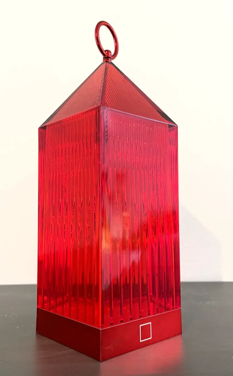 Da tavolo in plastica Lantern Kartell a prezzo Outlet