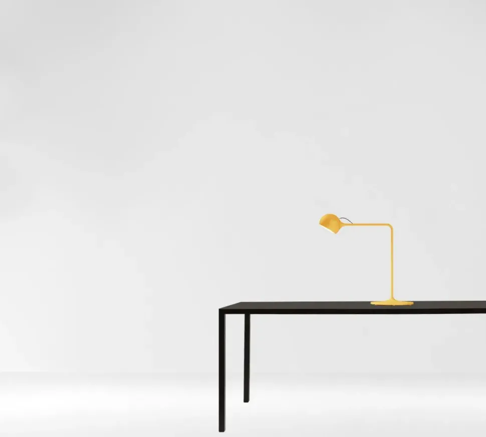 Da tavolo Ixa Artemide a prezzo Outlet