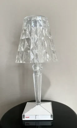 Da tavolo Kartell Big battery stile Design a prezzi convenienti