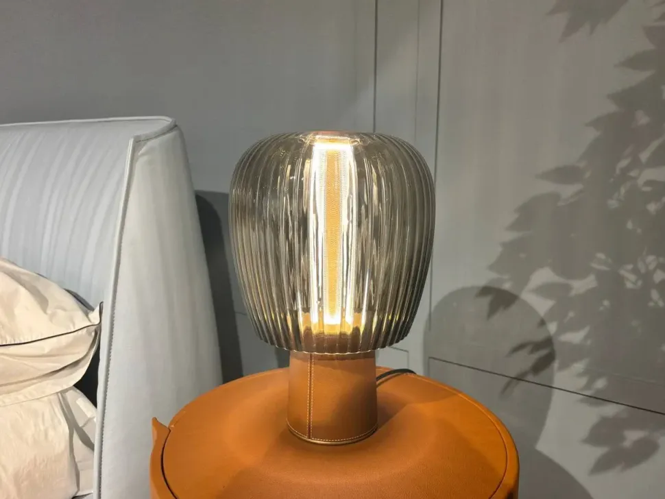 Da tavolo Nymph small Poltrona frau a prezzo scontato