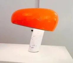 Da tavolo Snoopy Flos a prezzo Outlet