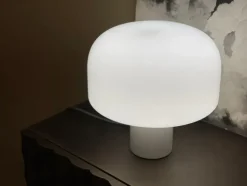 Da tavolo stile Design Bellhop glass t Flos in offerta outlet