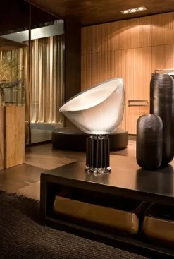 Da tavolo Taccia (pmma) Flos a prezzo Outlet