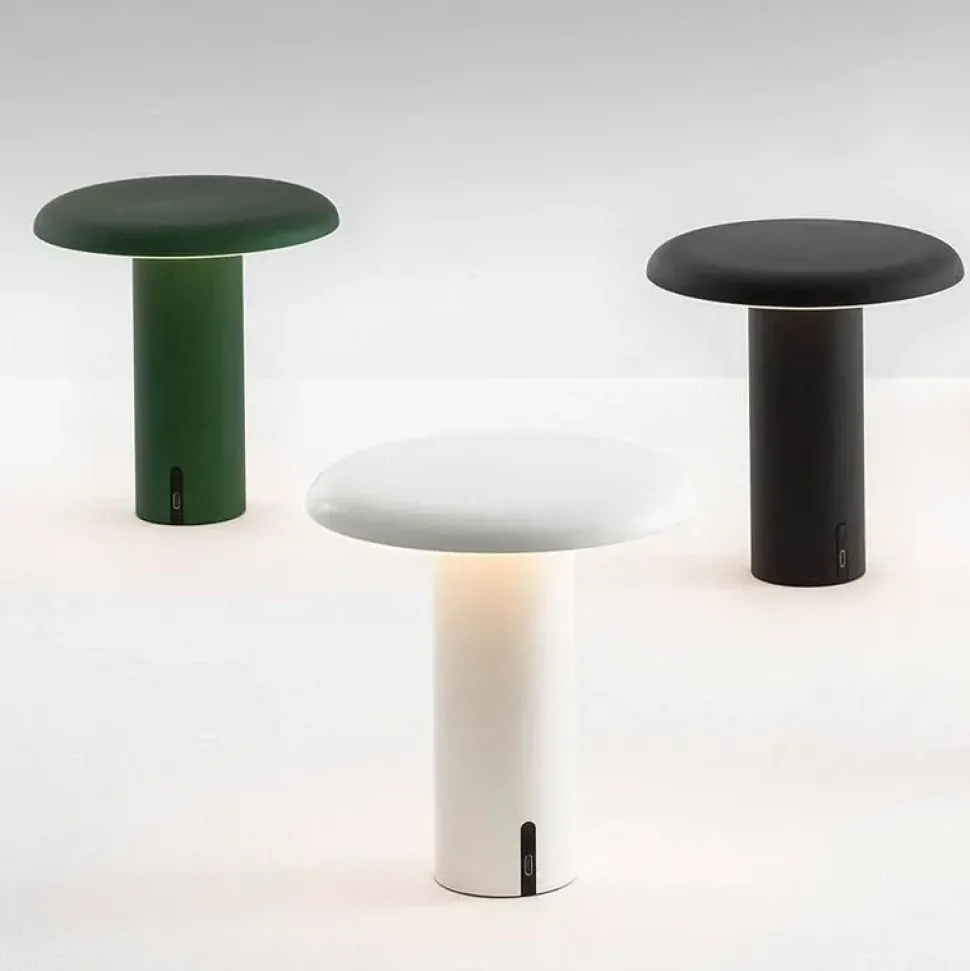 Da tavolo Takku Artemide a prezzo Outlet