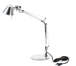 Da tavolo Tolomeo Artemide a prezzo Outlet