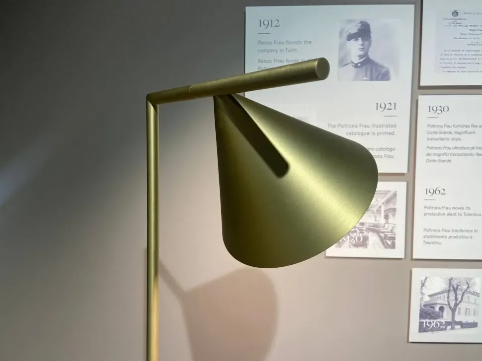 Da terra Captain flint Flos a prezzo scontato