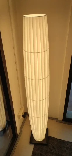 Da terra Colonna floor 190 Dcw a prezzo scontato