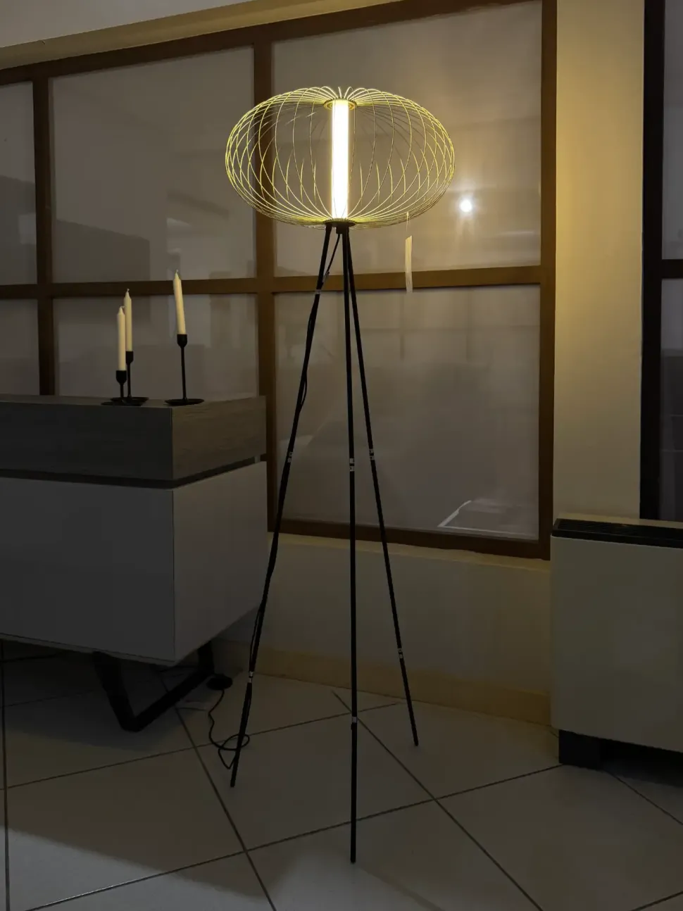 Da terra in metallo Mizar Stones a prezzo Outlet