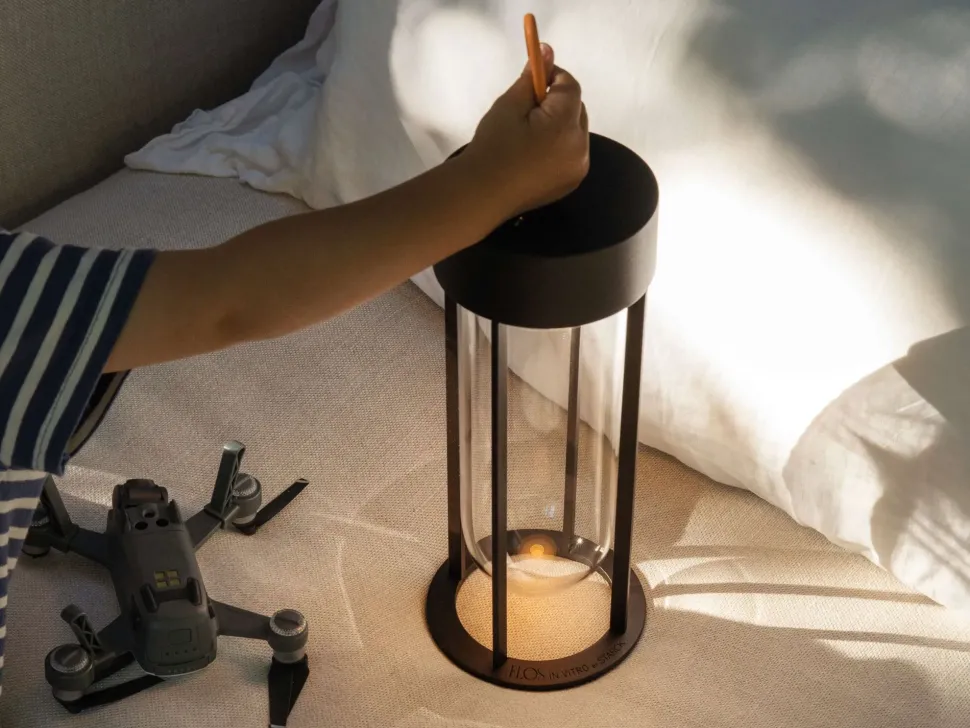 Da terra In vitro unplogged Flos a prezzo Outlet