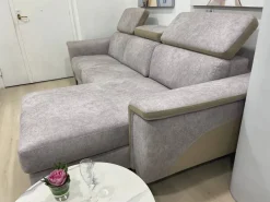 Divani letto con penisola Sasha di Collezione esclusiva a prezzo ribassato