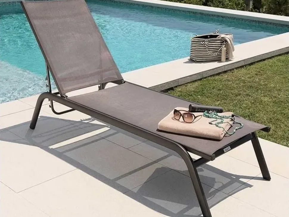 Divani per l'esterno Talenti: modello Steep in Offerta Outlet