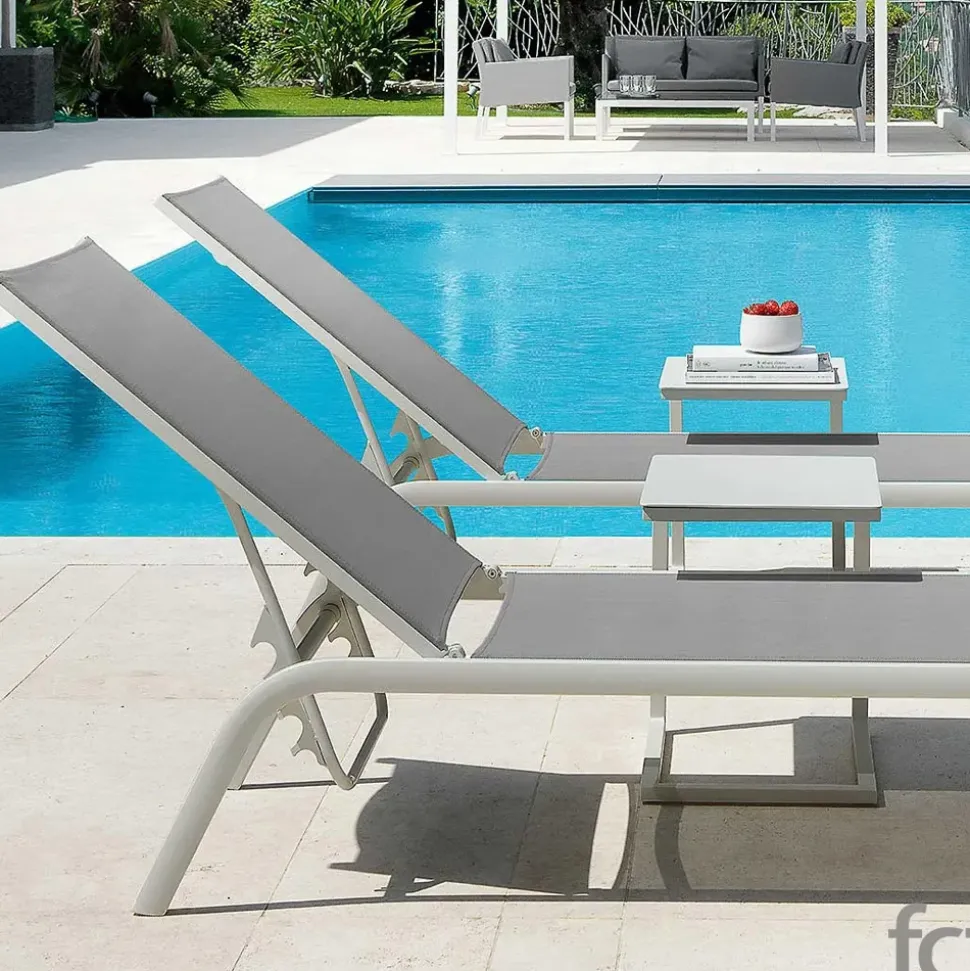 Divani per l'esterno Talenti: modello Steep in Offerta Outlet