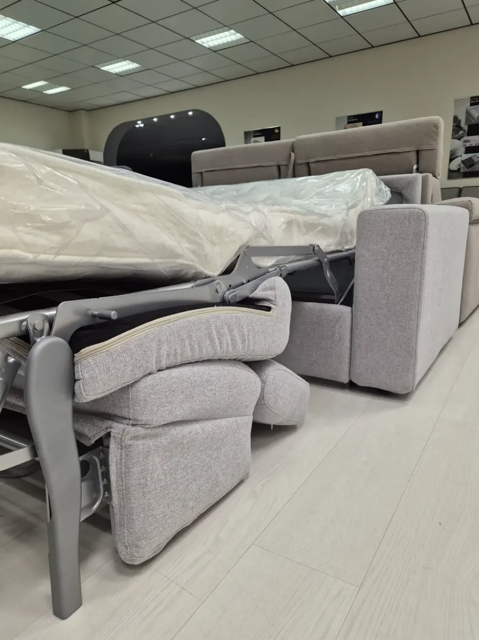 Divano 208 in Tessuto non sfoderabile di Artigianale scontato 30%