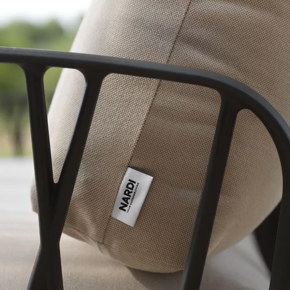 Divano 2 posti Komodo Nardi a prezzi vantaggiosi sull'eCommerce!