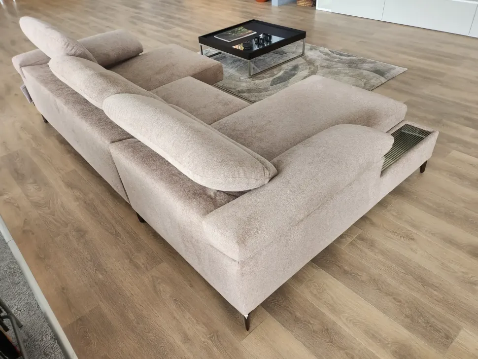 Divano a 4 posti modello All-in di Felis a prezzo riservato