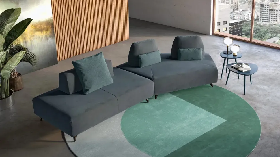 Divano a 5 posti modello Simply di Doimo salotti a prezzo riservato