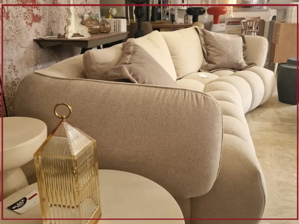 Divano Abbracci in Tessuto Franco ferri a prezzo ribassato