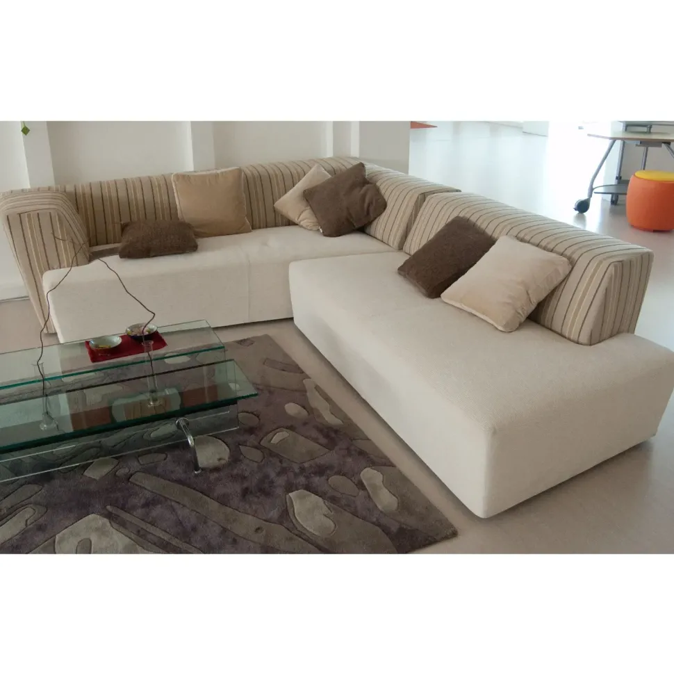 Divano Angolare Divano angolare mod sam Meritalia in Offerta Outlet a 2074 Euro