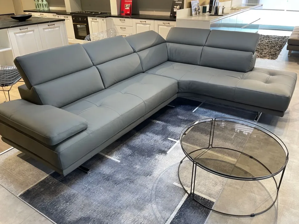 Divano angolare modello Mauritius di Calia con forte sconto