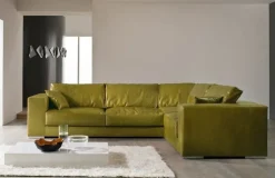 Divano angolare pelle in misto piuma  Md work a prezzo scontato