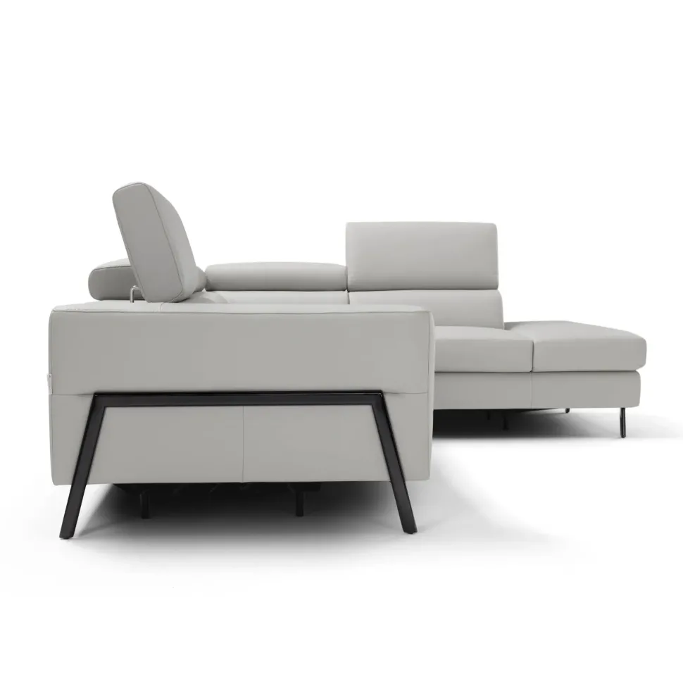 Divano angolare pelle in poliuretano Max divani a prezzo Outlet