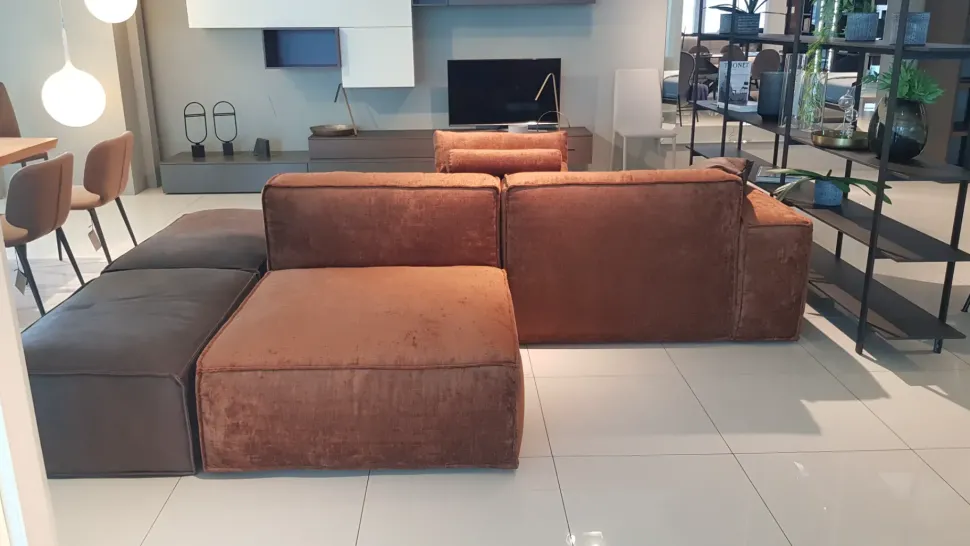 Divano Astor Franco ferri a PREZZO OUTLET scontato del 52%