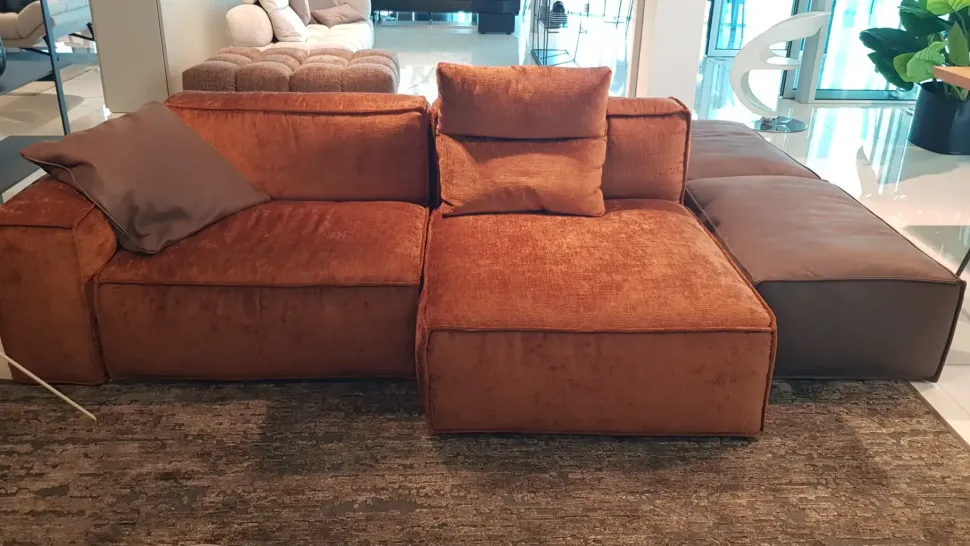 Divano Astor Franco ferri a PREZZO OUTLET scontato del 52%