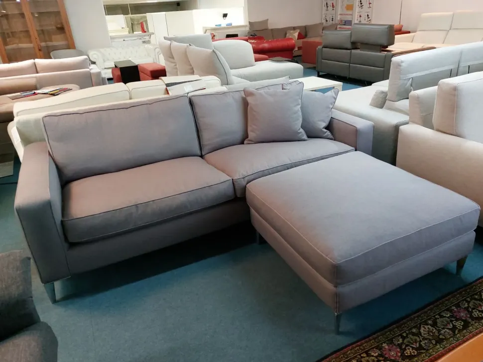 Divano Bond di Cavadivani in stile moderno a prezzo scontato