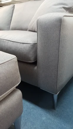 Divano Bond di Cavadivani in stile moderno a prezzo scontato