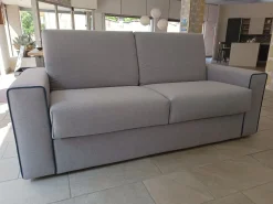 Divano Brian in Tessuto sfoderabile di Family bedding scontato 12%