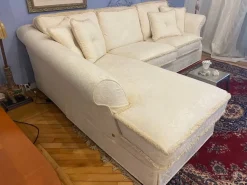 Divano Classico in Tessuto non sfoderabile  di Collezione esclusiva scontato 50%