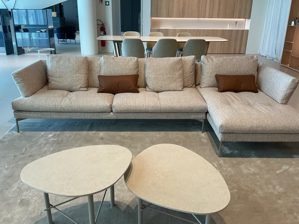 Divano Con penisola Aliante di Bonaldo a prezzo ribassato