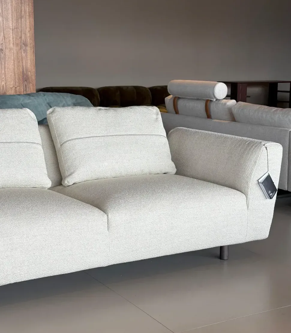 Divano Con penisola Atlantis Ditre italia in Offerta Outlet a 5330 Euro