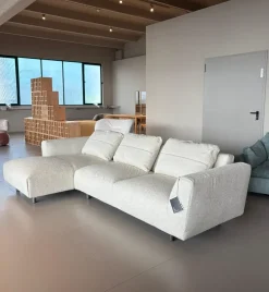 Divano Con penisola Atlantis Ditre italia in Offerta Outlet a 5330 Euro