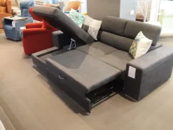 Divano con penisola Bari Artigianale a PREZZO OUTLET scontato del 34%