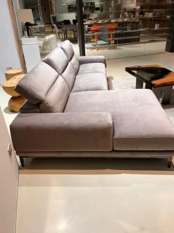 Divano Con penisola Borghese Natuzzi in Offerta Outlet a 3400 Euro