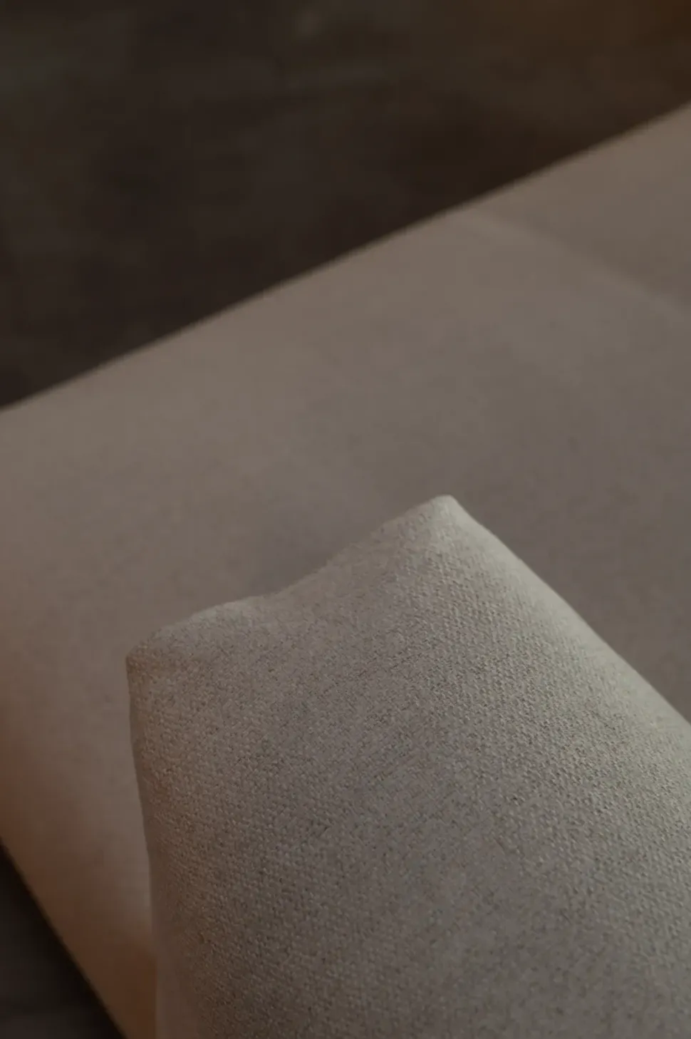 Divano Con penisola Dambodue B&b italia ad un prezzo conveniente