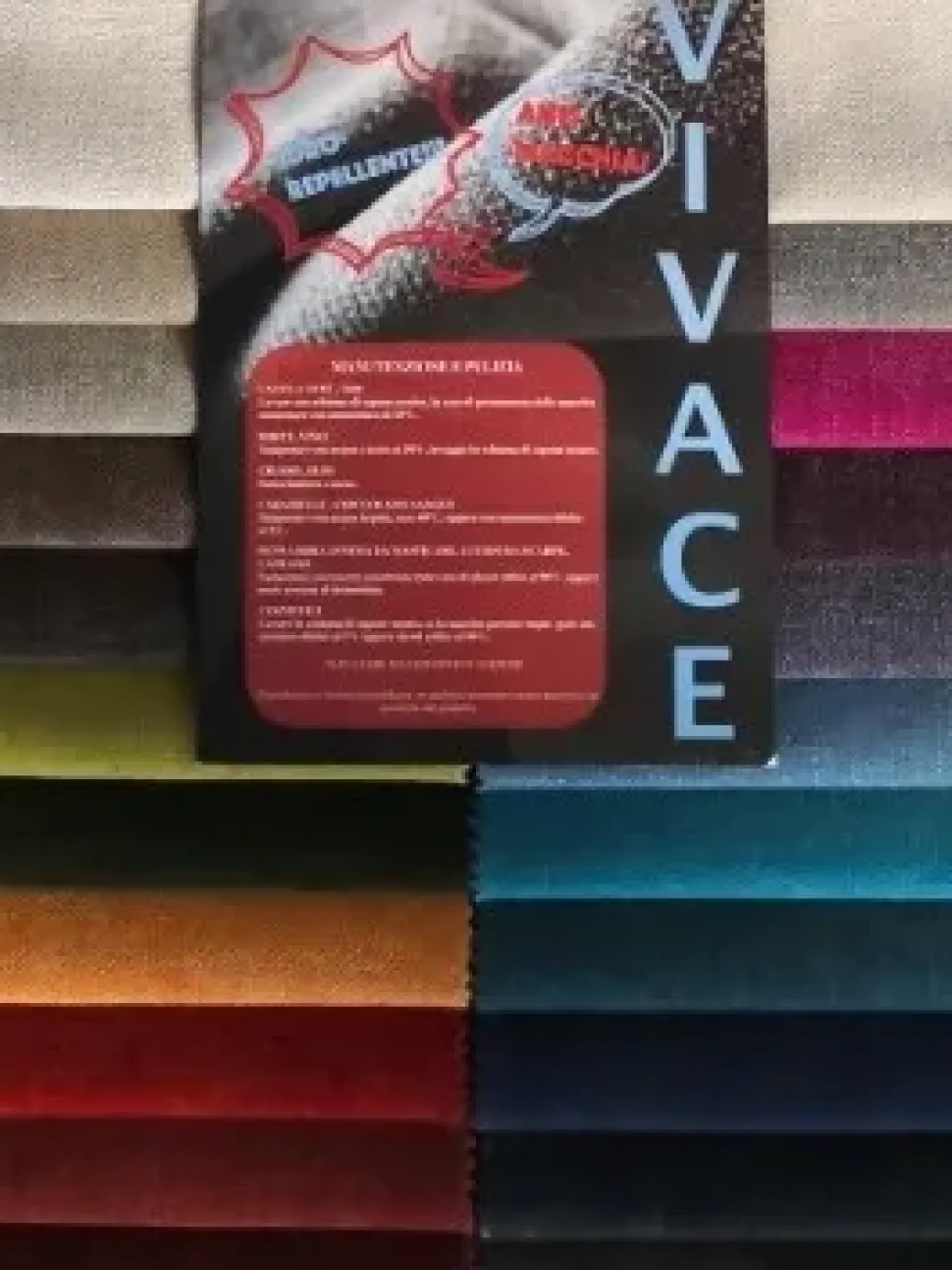 Divano con penisola in stile Design Con seduta fissa con forte sconto