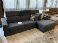 Divano con penisola in Tessuto Quasar Doimo salotti