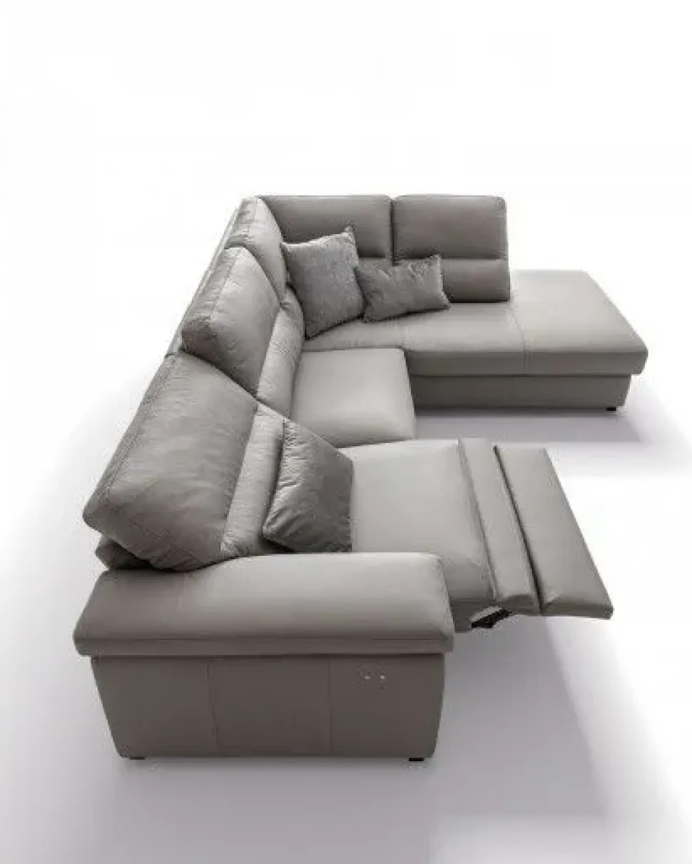 Divano Con penisola Jaro di Le comfort a prezzo ribassato