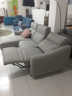 Divano Con penisola Madrid Rosini in Offerta Outlet a 3380€