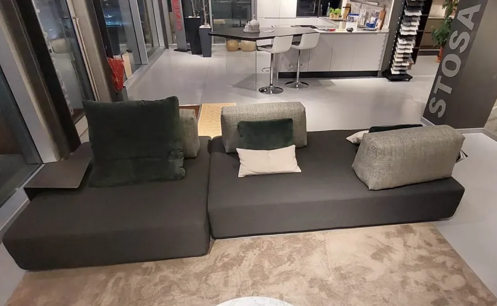 Divano Con penisola modello Sanders di Ditre italia a prezzi convenienti