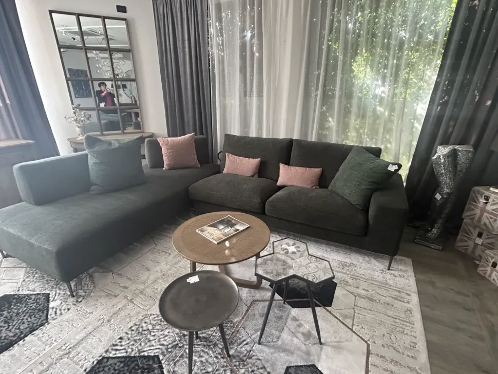 Divano Con penisola modello Divano con penisola di Biba salotti a prezzi outlet